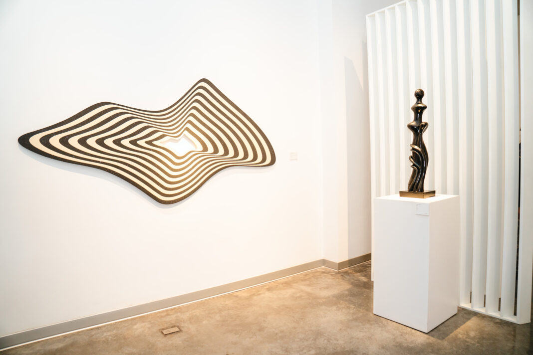 036-wall-5